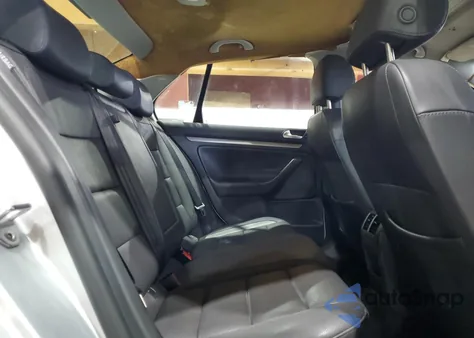 2006 Volkswagen Jetta 2.5 Option Package 1 из США, поврежденный, VIN 3VWSG81K46M801505